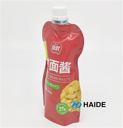 Odgovor u obliku stisne torbice